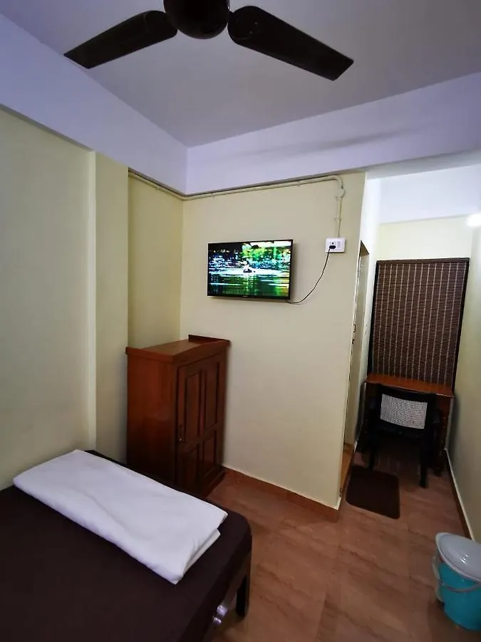 Inn J2 Stayin Thiruvananthapuram